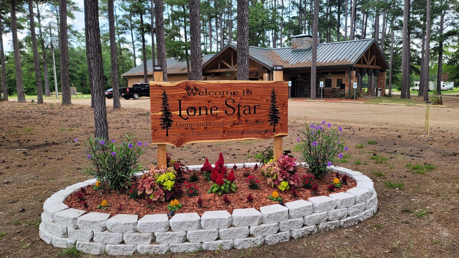 The welcome sign at the entrance of Lone Star Camp